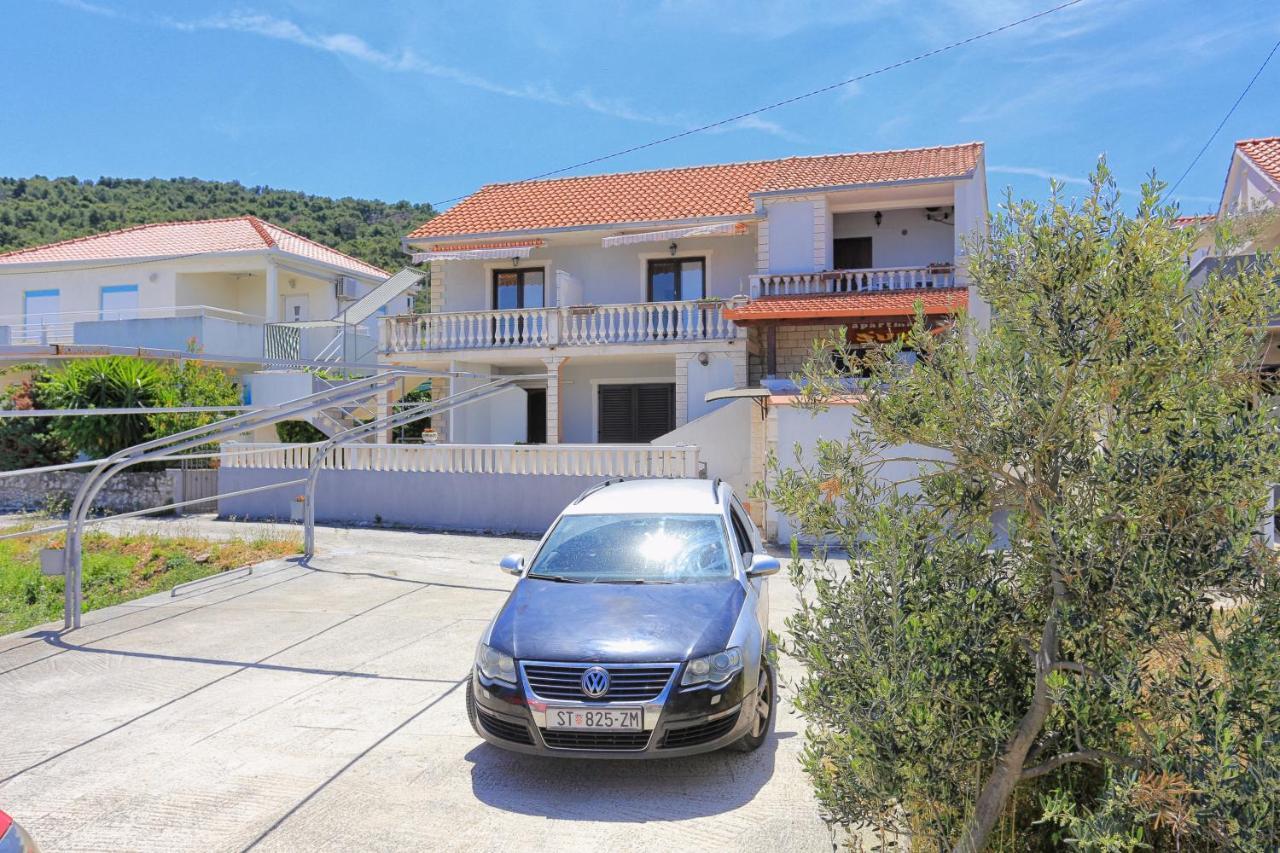 Apartments By The Sea Slatine, Ciovo - 16131 Екстер'єр фото