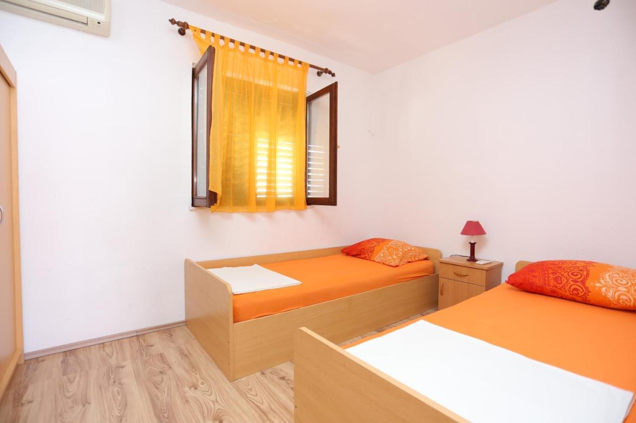 Apartments By The Sea Slatine, Ciovo - 16131 Екстер'єр фото