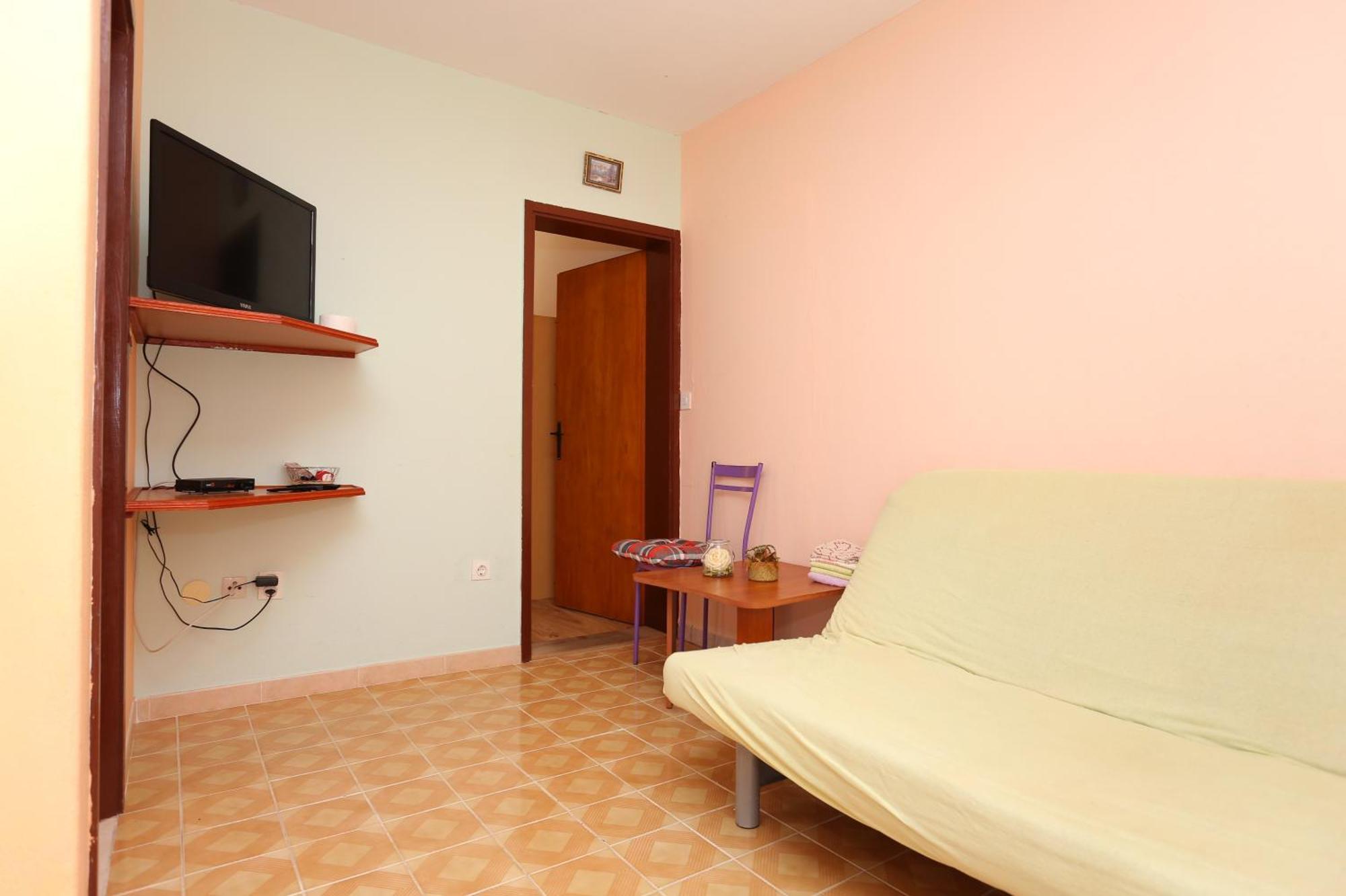 Apartments By The Sea Slatine, Ciovo - 16131 Номер фото
